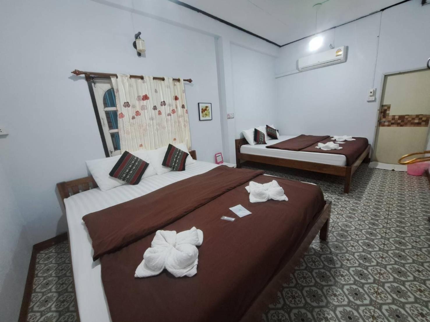 Apartamento ไทยกันเอง ริมโขง Chiang Khan Exterior foto